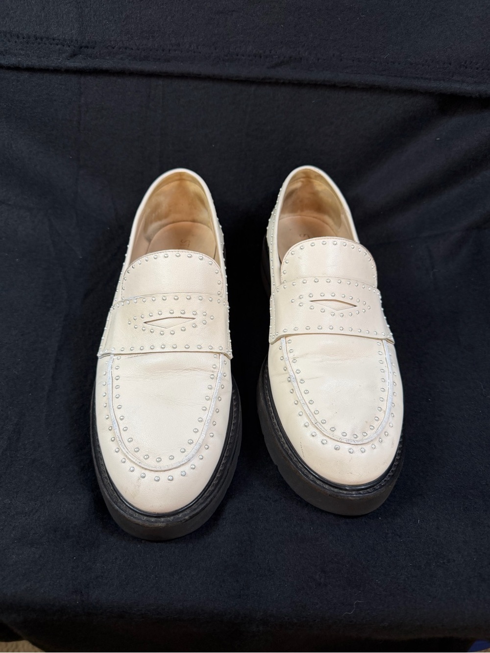 Stuart Weitzman ivory studded leather penny loafers women’s 11 B